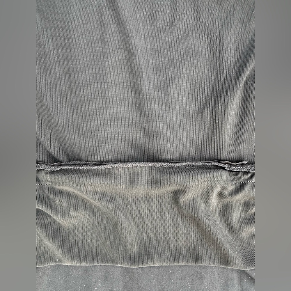 Black Fabletics Trinity Cold Weather Performance Jacket Size M Vent Pockets - Picture 11 of 14